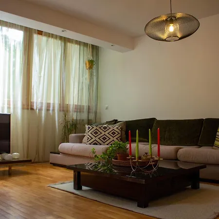 Apartment The Tranquil Corner Of The Town Center *